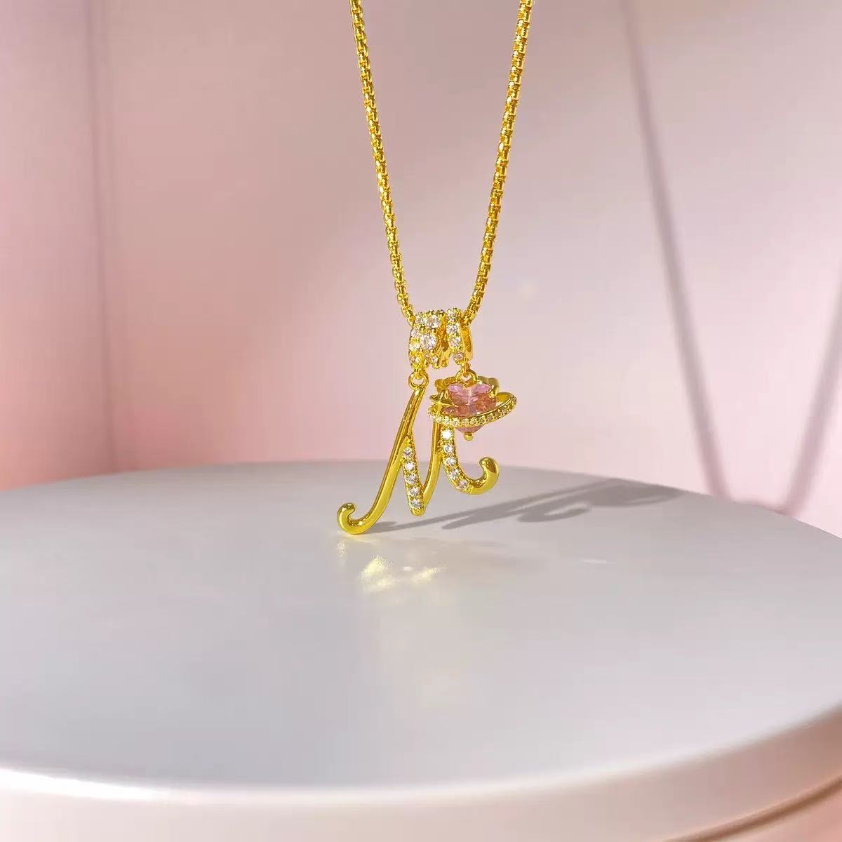 Collar de Letras de Oro de la A a la Z