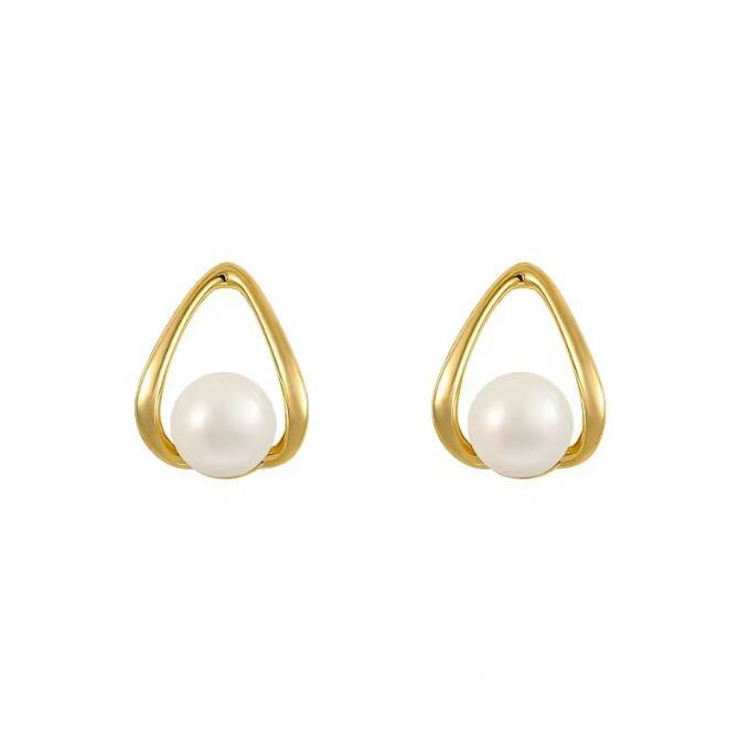 Teardrop Pearl Stud Earrings